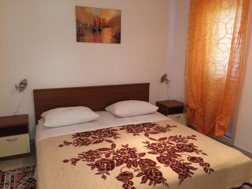 Apartment Kolundzic Нови Винодолски Стая снимка