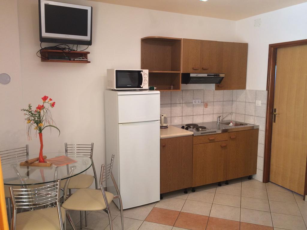 Apartment Kolundzic Нови Винодолски Стая снимка