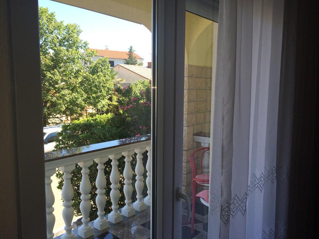 Apartment Kolundzic Нови Винодолски Стая снимка