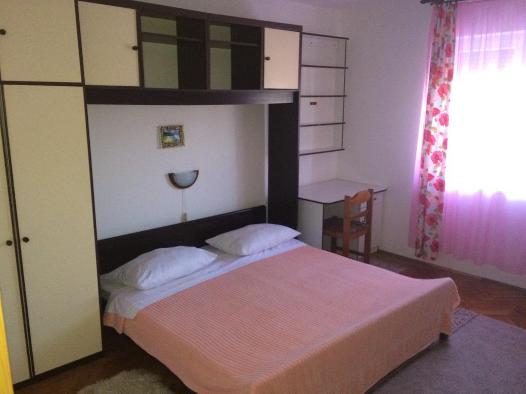 Apartment Kolundzic Нови Винодолски Стая снимка