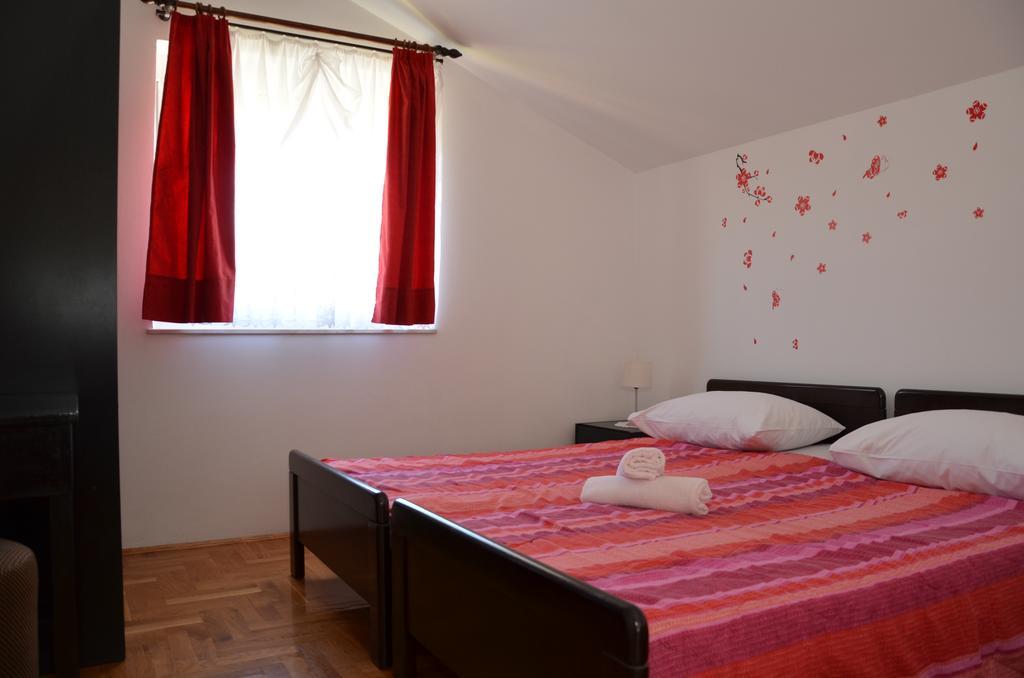 Apartment Kolundzic Нови Винодолски Екстериор снимка