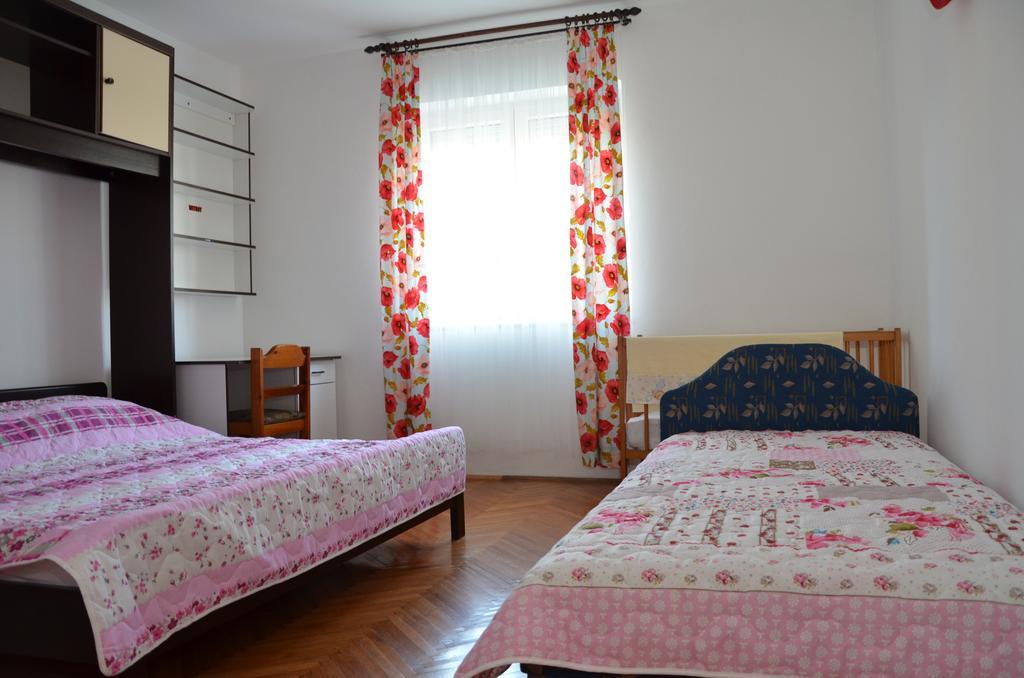 Apartment Kolundzic Нови Винодолски Екстериор снимка