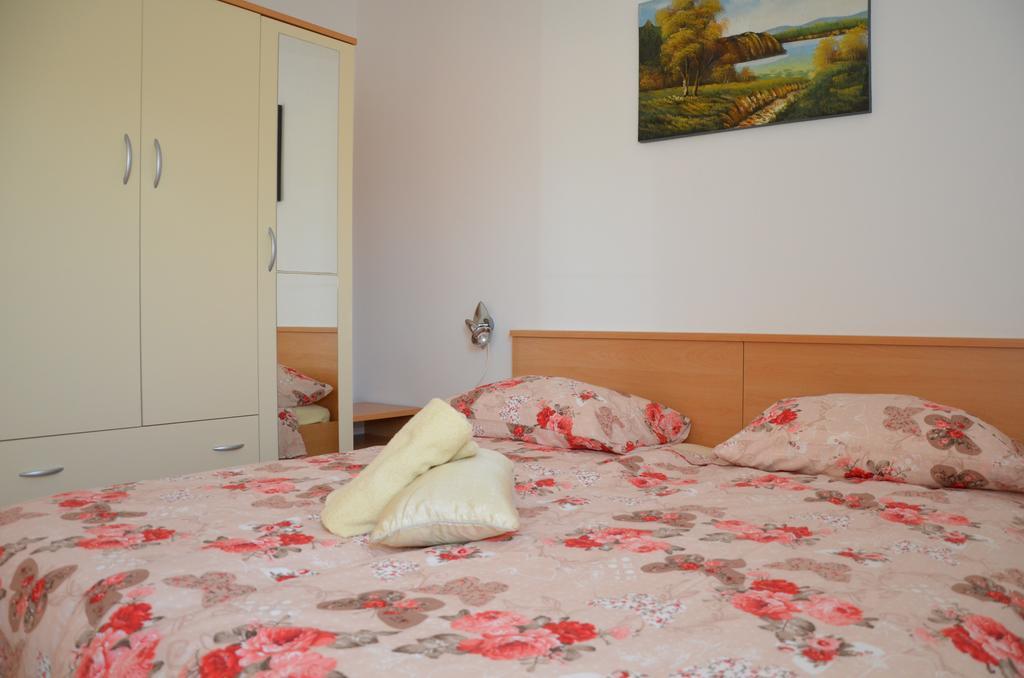 Apartment Kolundzic Нови Винодолски Екстериор снимка
